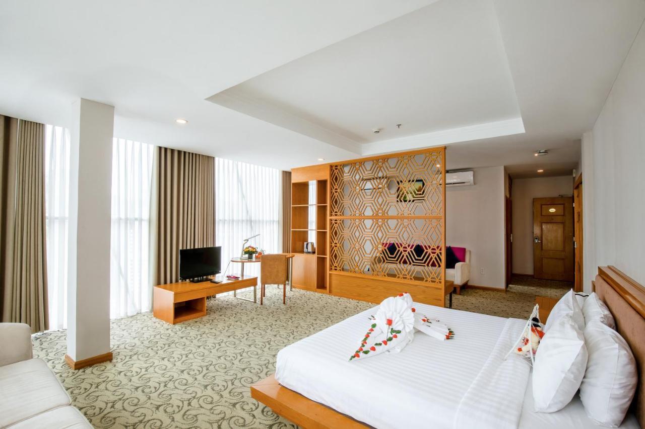 הו צ'י מין סיטי Ttc Hotel Deluxe Airport מראה חיצוני תמונה
