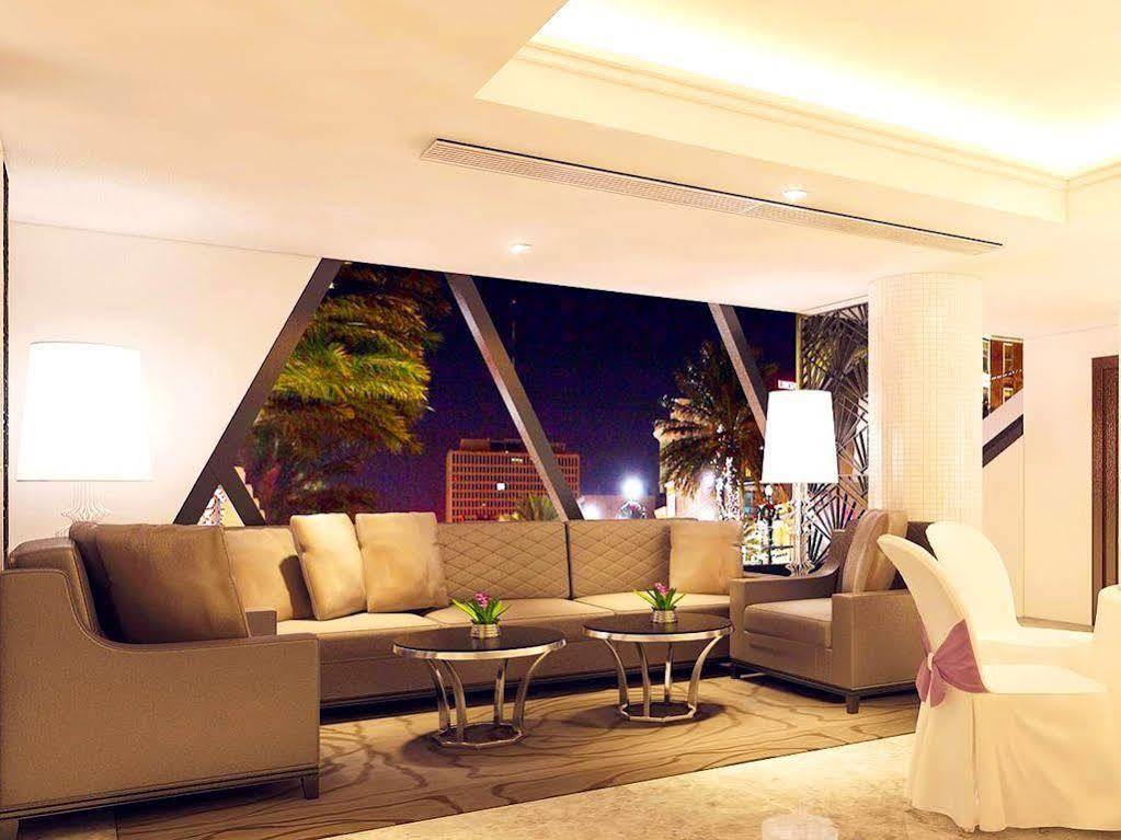 הו צ'י מין סיטי Ttc Hotel Deluxe Airport מראה חיצוני תמונה